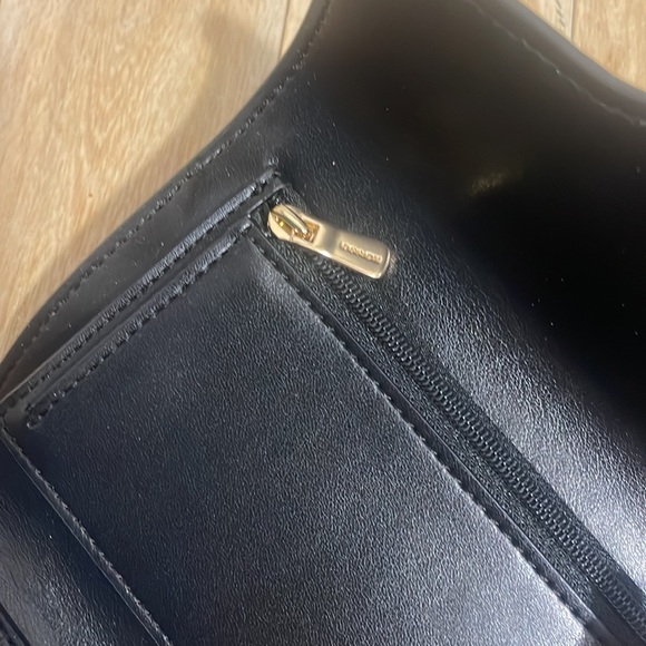 COACH authentic brand new with tag medium wallet - Picture 7 of 8